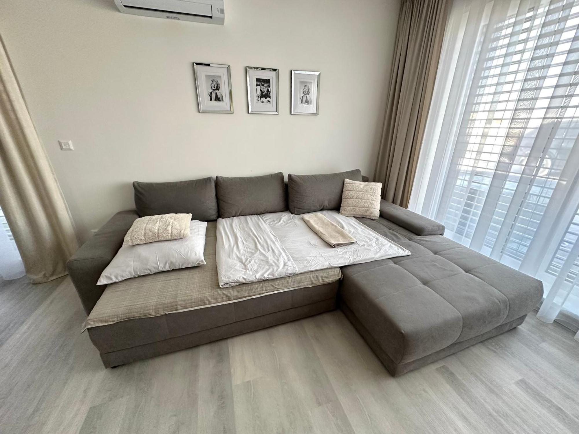 Klimatizovany Apartmanovy Dom S Virivkou, 9A Senec Luaran gambar
